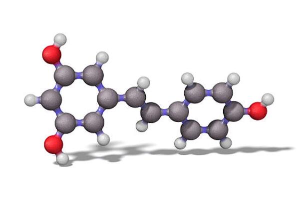 Resveratrol (2)